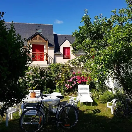 Maison De 3 A A 200 M De La Plage Avec Jardin Clos Et Wifi Le Croisic